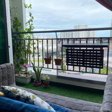 Апартаменты Tr Penang House For Large Family Getaways Байан-Лепас Экстерьер фото